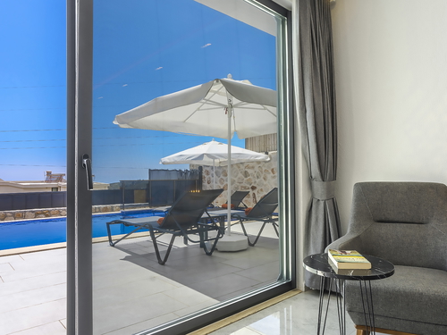  gece  -  Kasım
  | Kalkan Akbel’de Deniz Manzaralı, Jakuzili ve Saunalı Balayı Villası | 4 Kişilik Özel Tatil